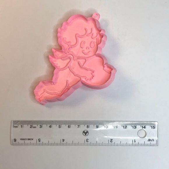 Vintage Hallmark Holiday Themed Cookie Cutters (7) - Picture 5 of 8